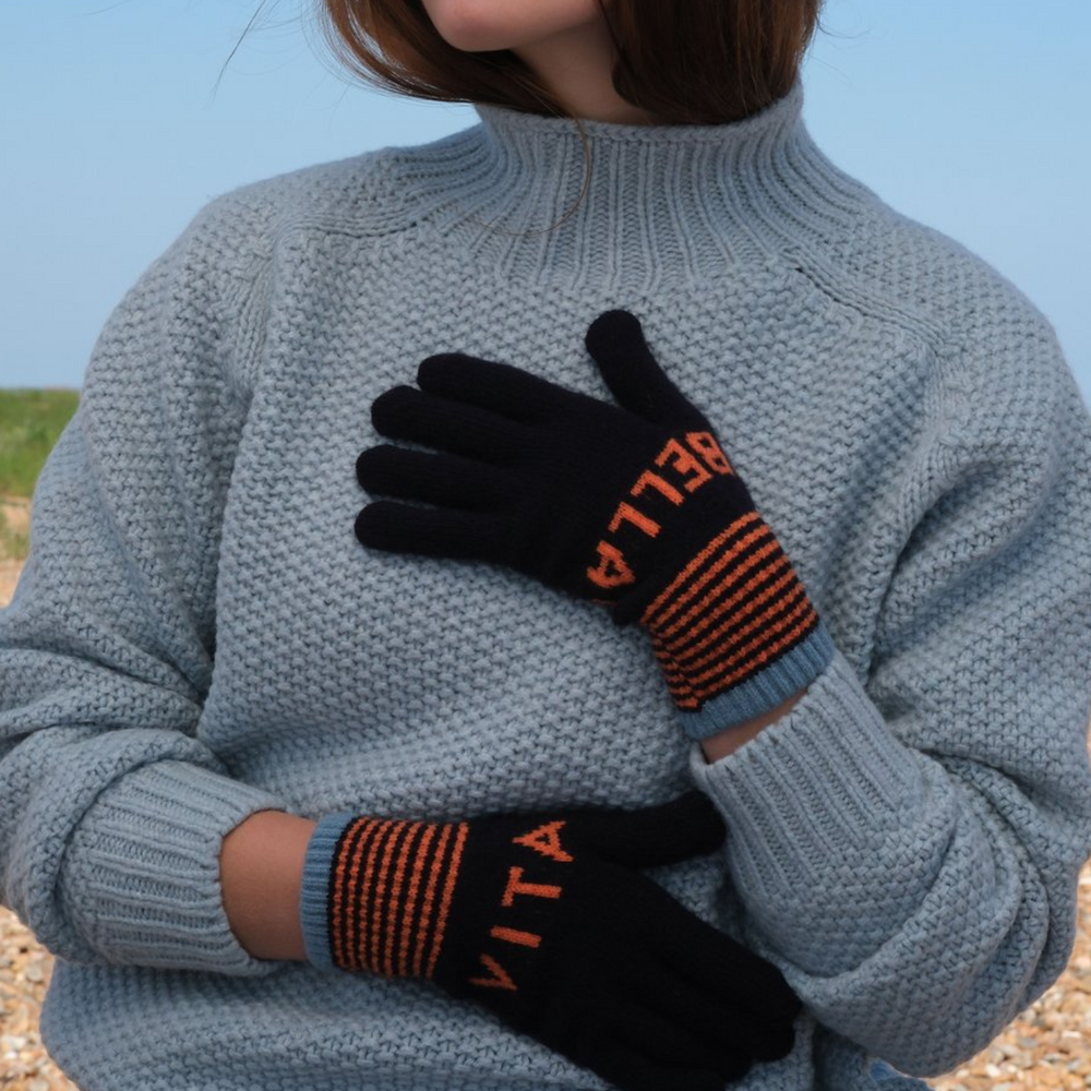 
                  
                    Bella Vita Gloves
                  
                