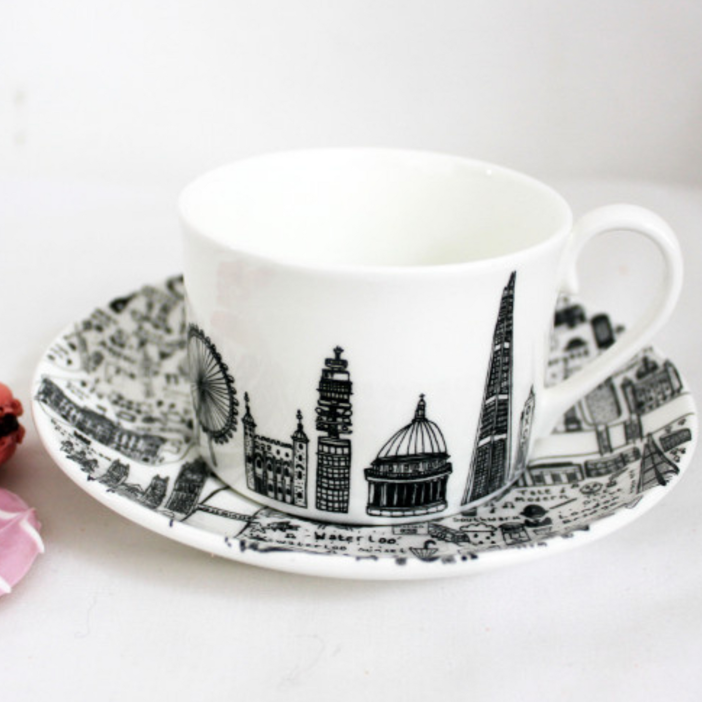 Central London Cup & Saucer Set