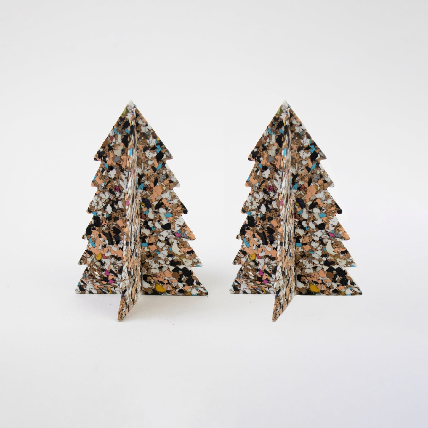Load image into Gallery viewer, Beach Clean Mini Christmas Tree Set
