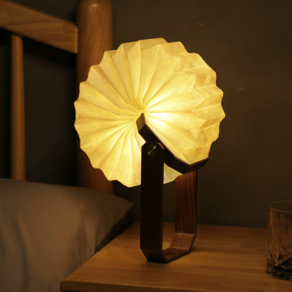 Smart Origami Walnut Lamp