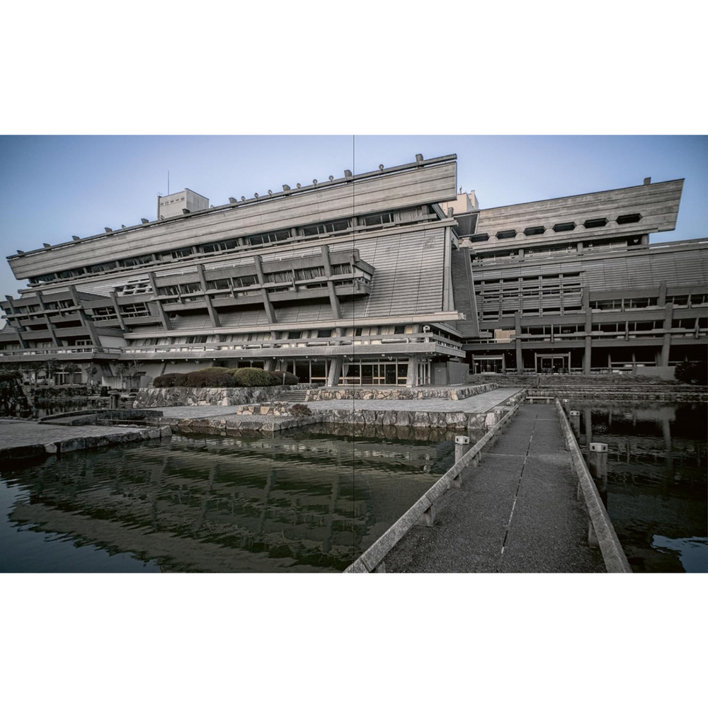 
                      
                        Brutalist Japan
                      
                    