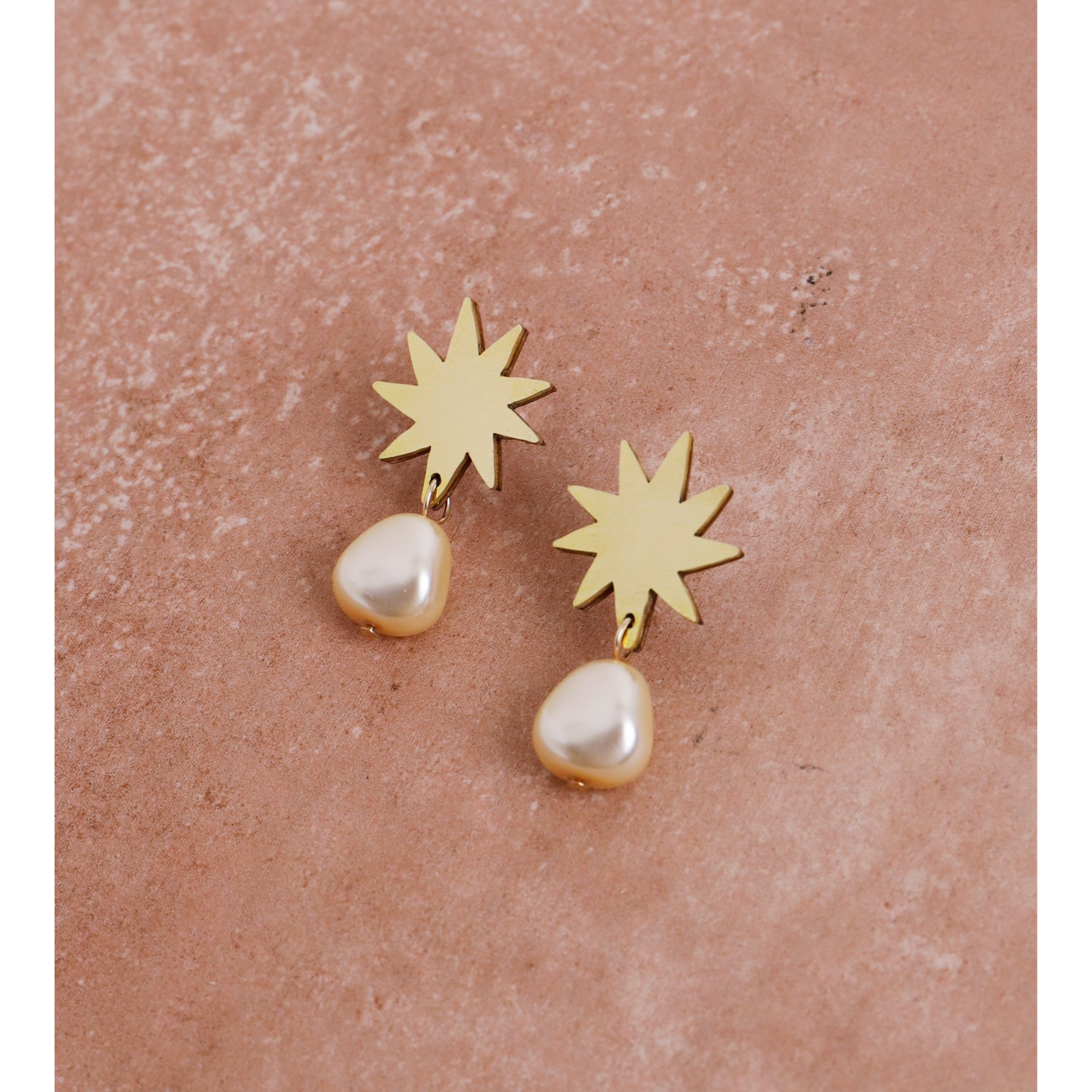 Load image into Gallery viewer, Kara Stud Earrings
