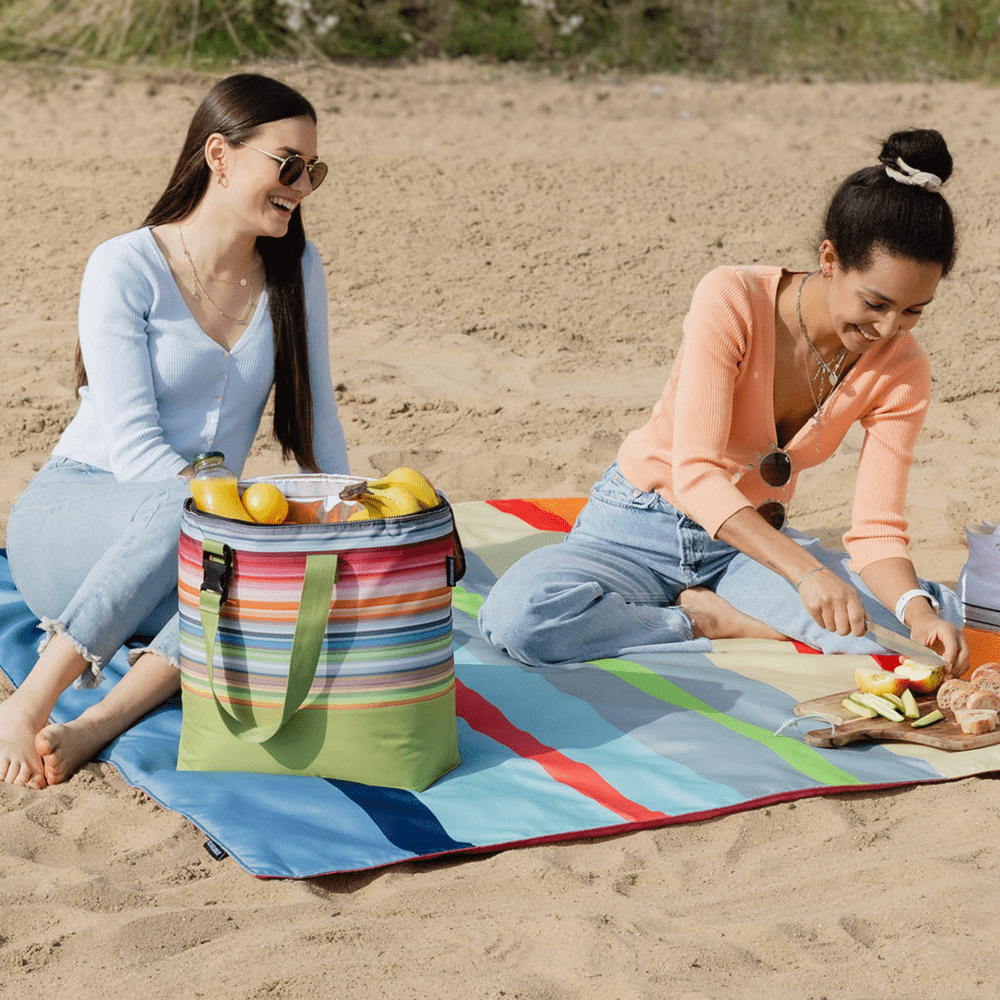 Beach bag discount blanket