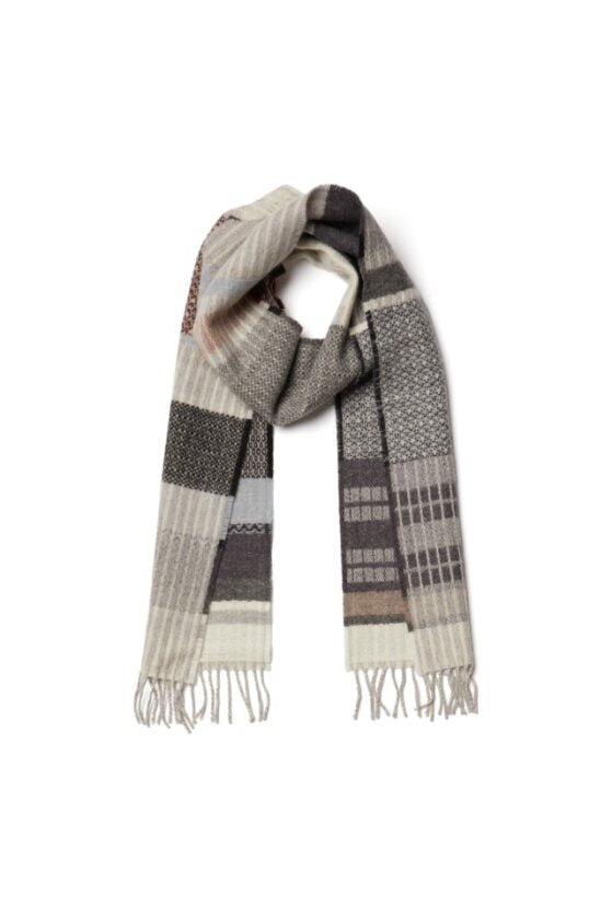 Nyack Scarf