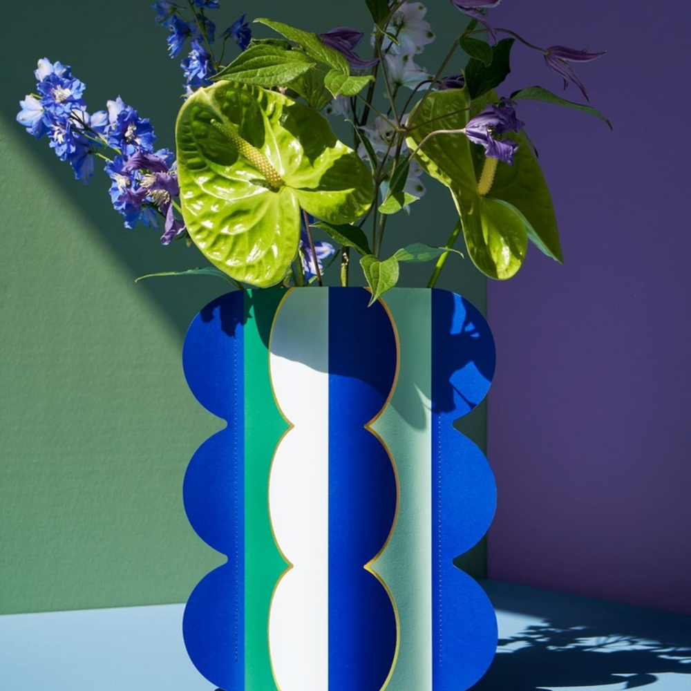 
                  
                    Paper Vase Riveria Wave
                  
                