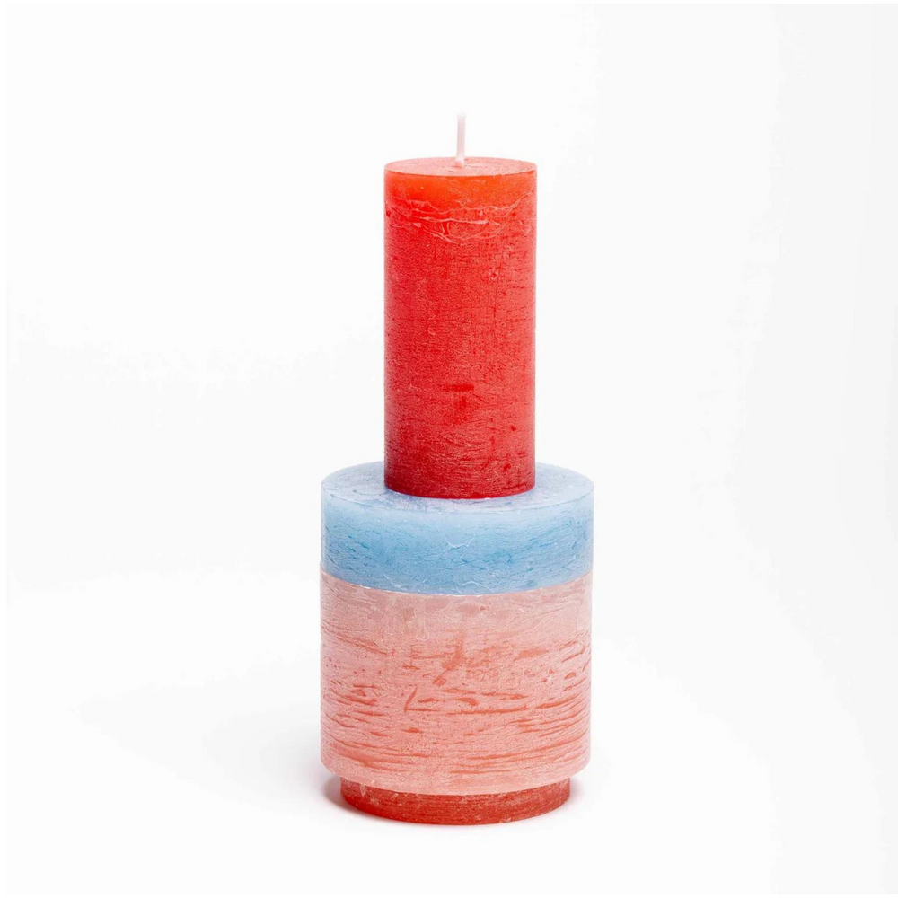 
                  
                     candle made up of 3 different colour components, stacked vertically.
                  
                