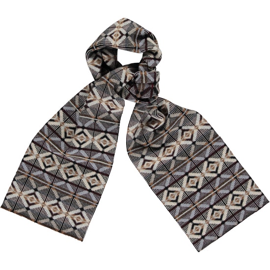 Load image into Gallery viewer, Diamond Pattern Scarf in Driftwood
