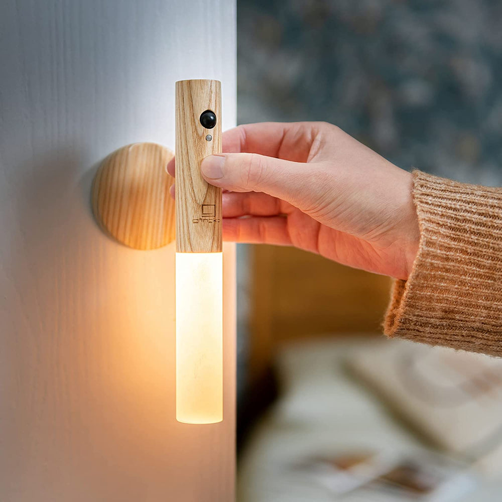 
                  
                    Baton Smart Light
                  
                