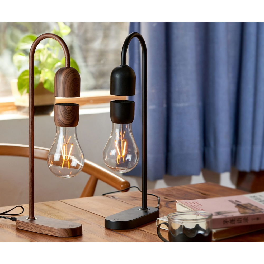 Evaro Lightbulb Lamp