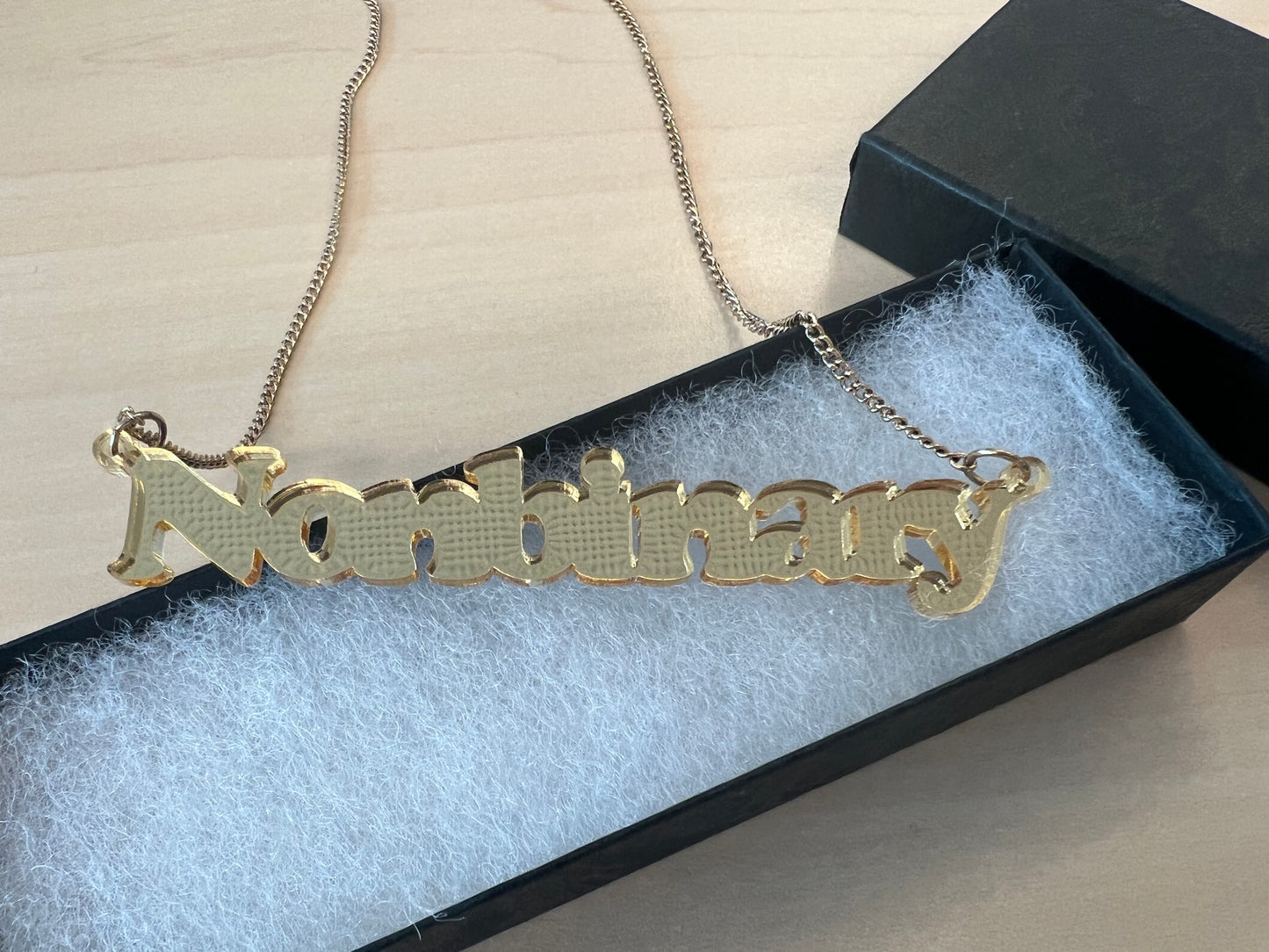 Load image into Gallery viewer, Necklace Nonbinary
