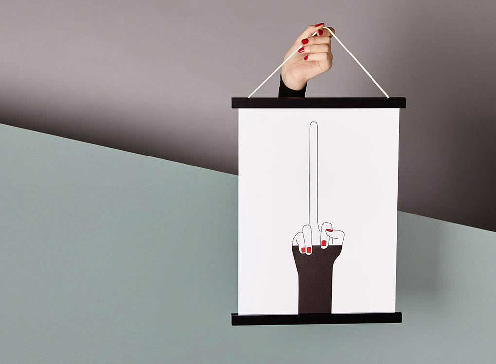 
                  
                    Magnetic Frame
                  
                